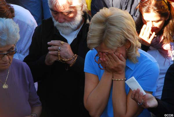 en dan zullen al de geslachten der aarde wenen